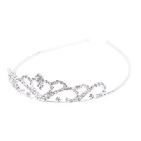 Diadem heart crown made of metal with glittering stones